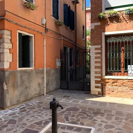 Casa Nini アパート